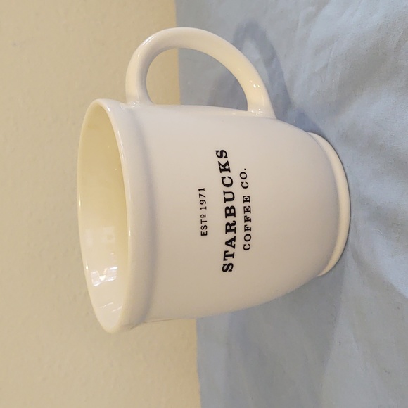 Starbucks Cream Ivory Ceramic 16 Oz Coffee Cup 2007 - Picture 2 of 5